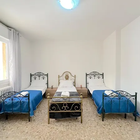 Tropicana - Lido San Giovanni Apartment *